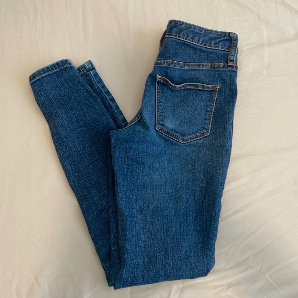Universal Thread High Rise Skinny Jeans 00/24R
